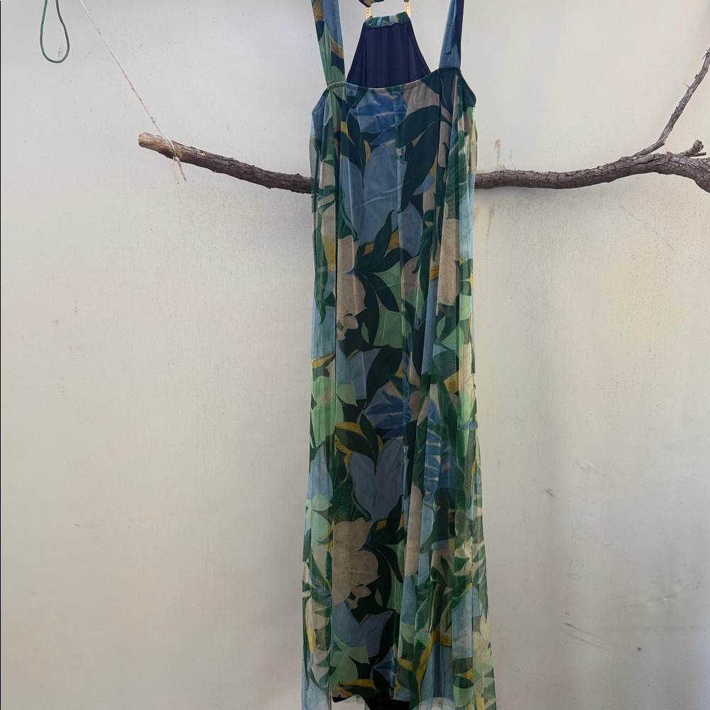 Sleeveless Blue-Green Leaf Print Maxi Dress
